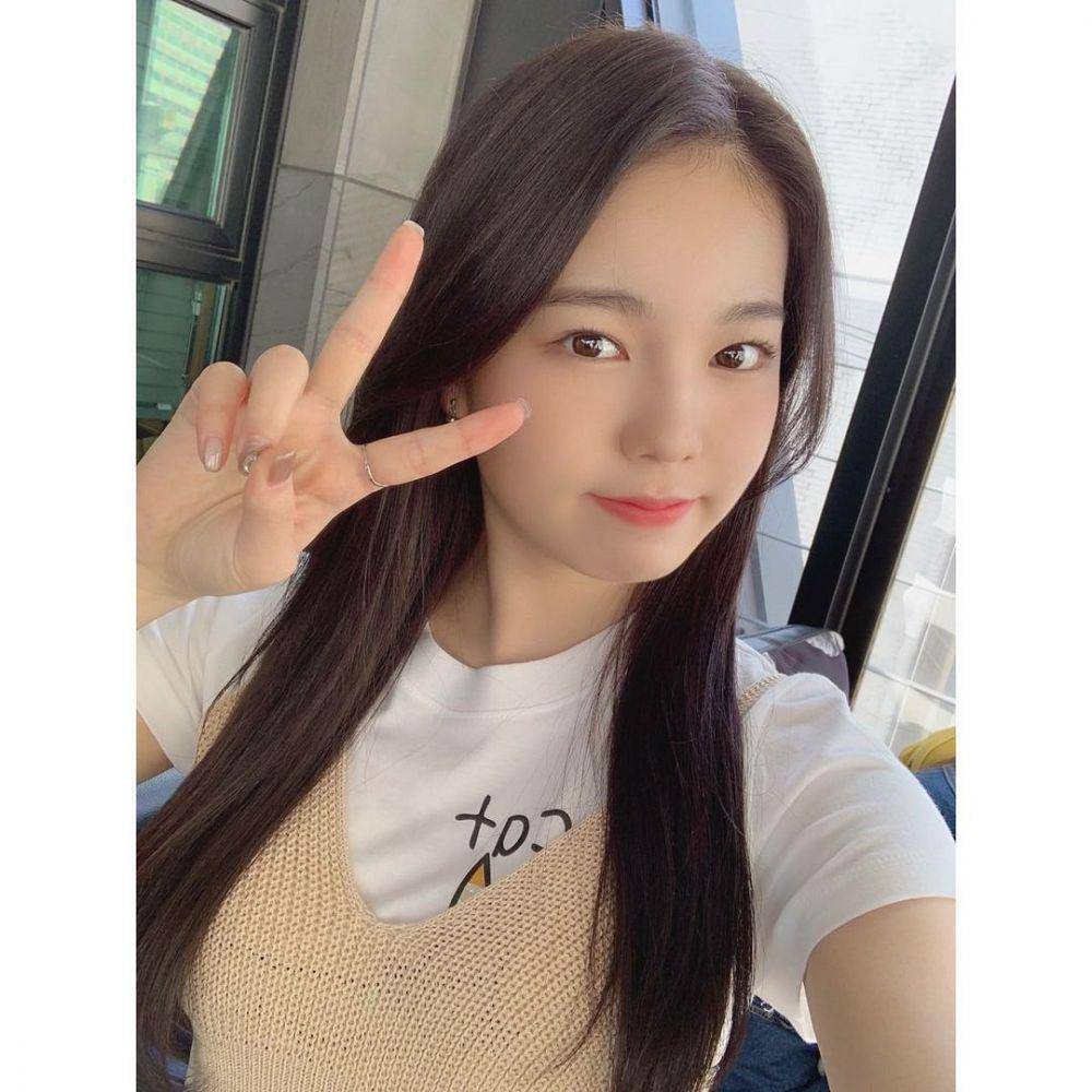 instagram.com/niziu_artist_official