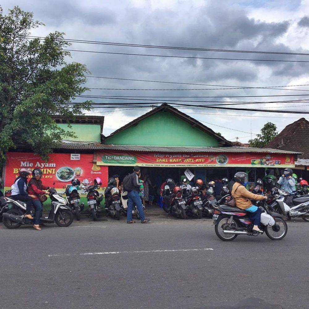 instagram.com/jogjakakilima