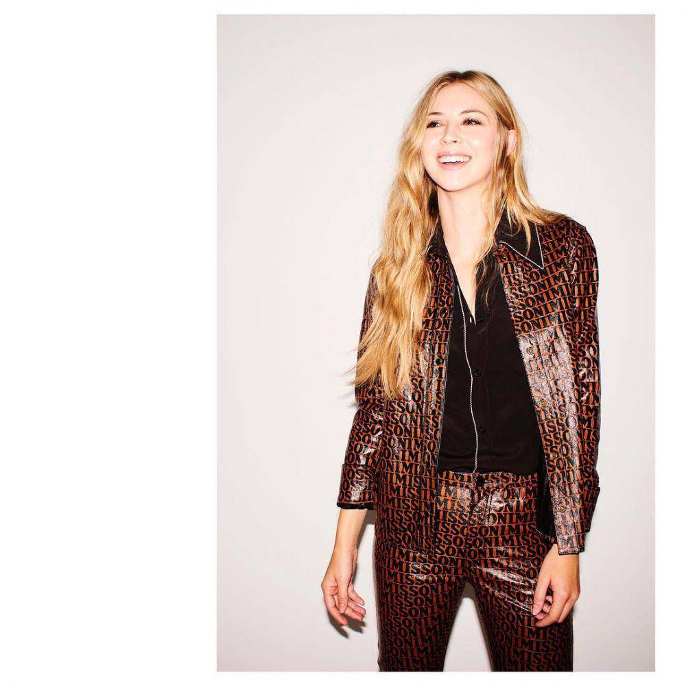 instagram.com/hermionecorfield