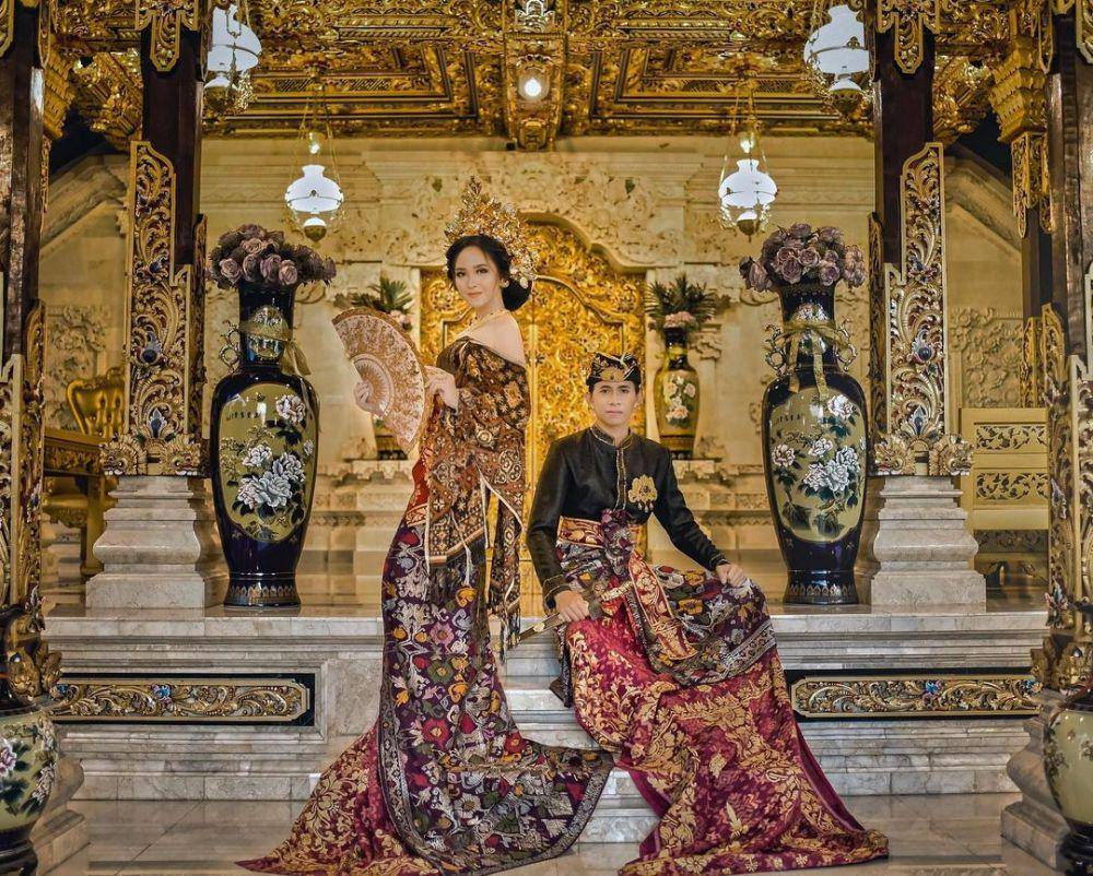 instagram.com/triyanamahadewi