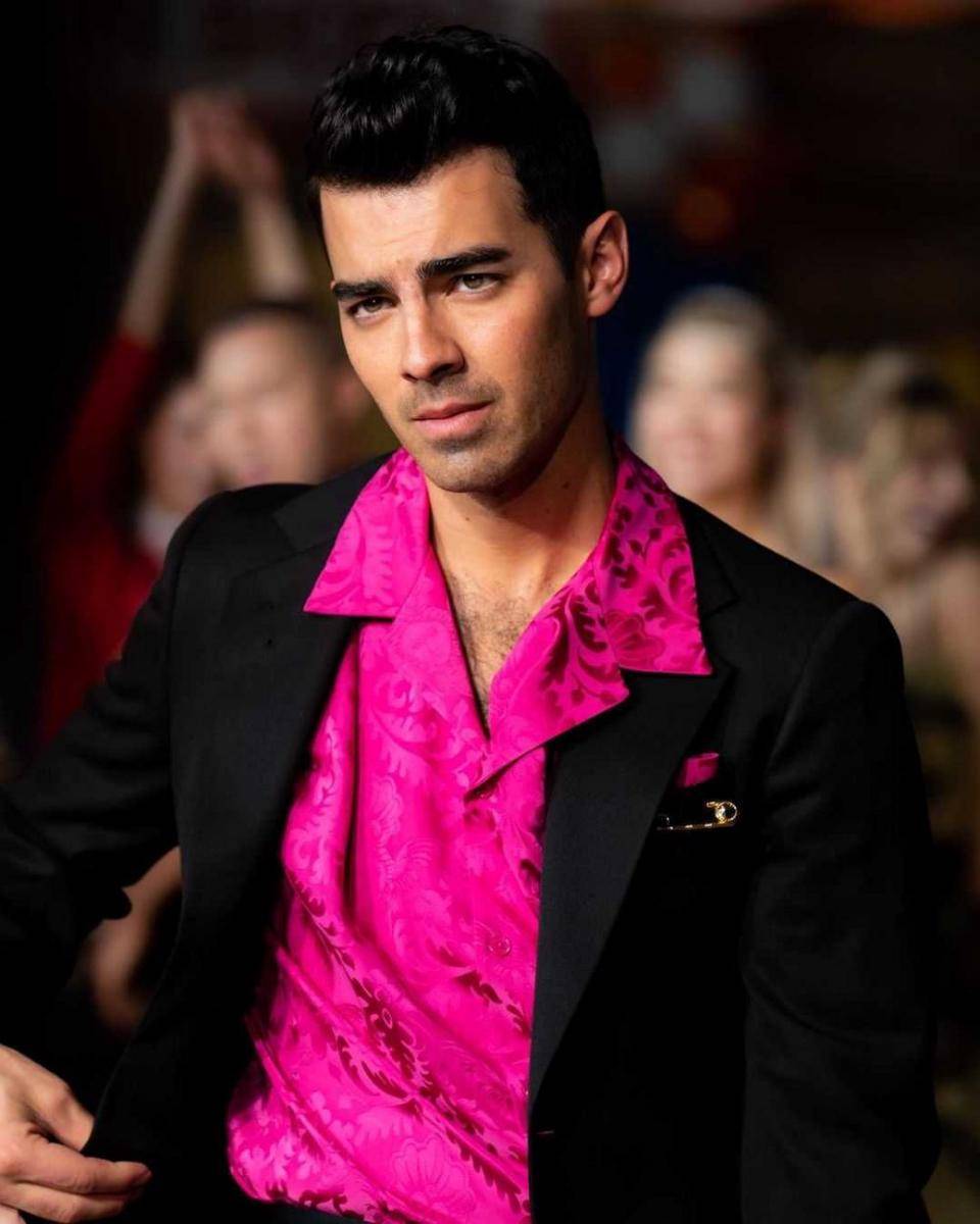 instagram.com/joejonas