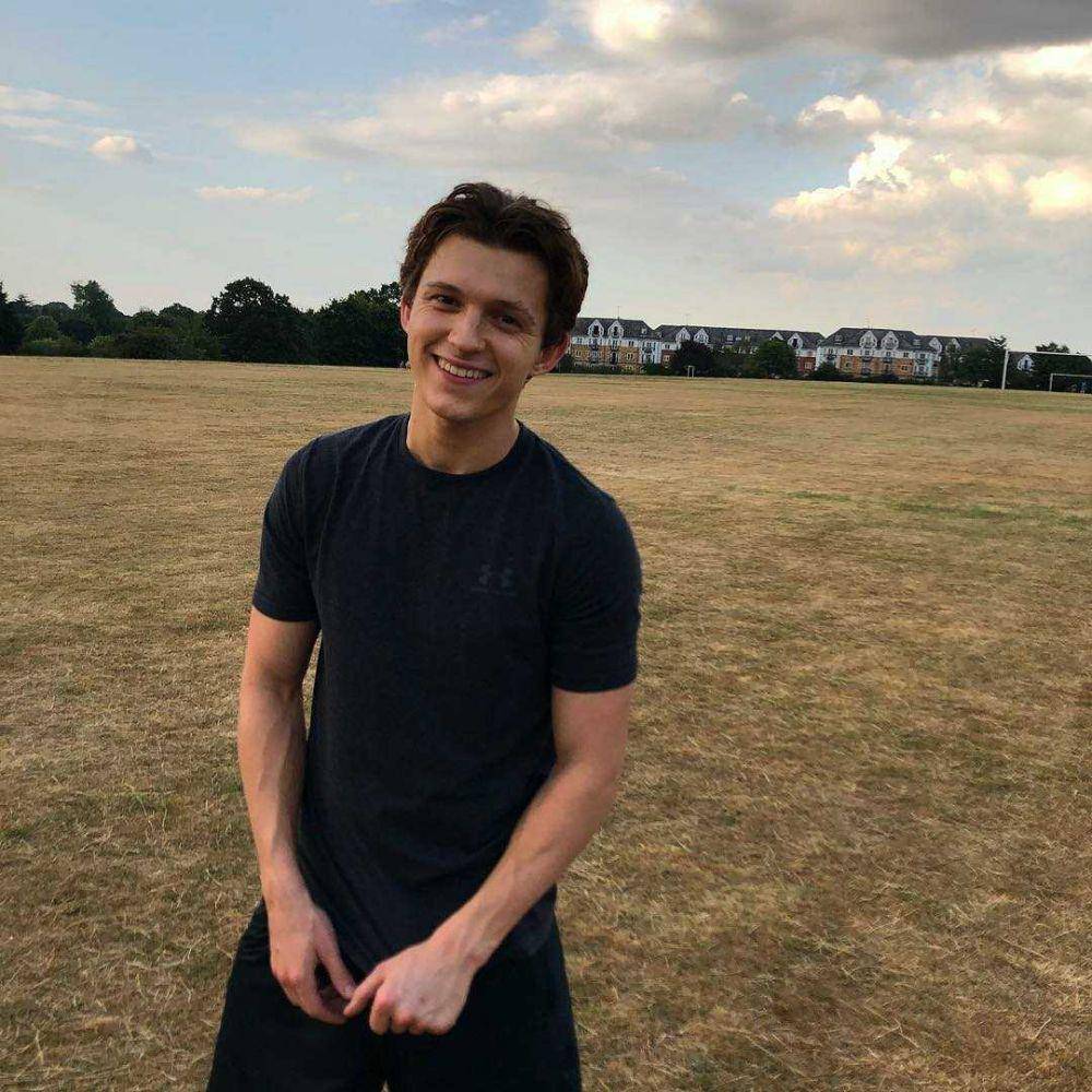 instagram.com/tomholland2013