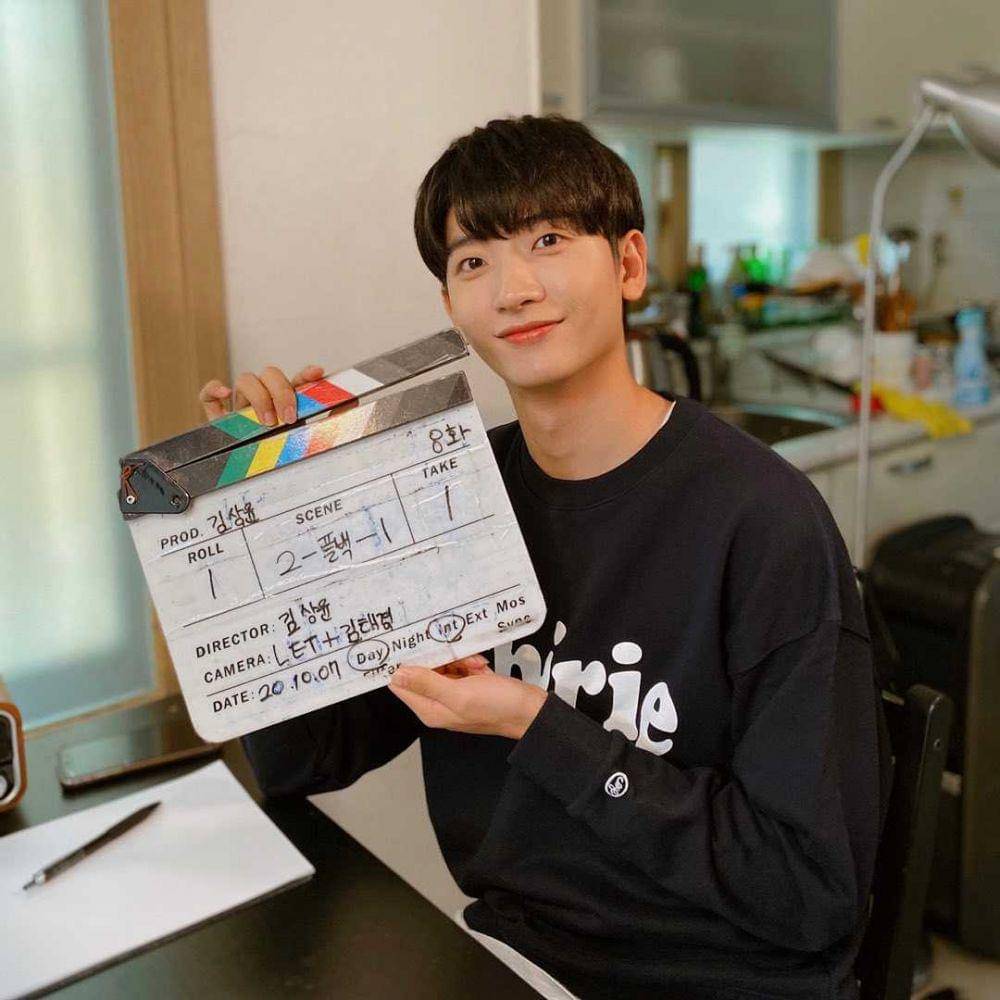 instagram.com/eunki_official