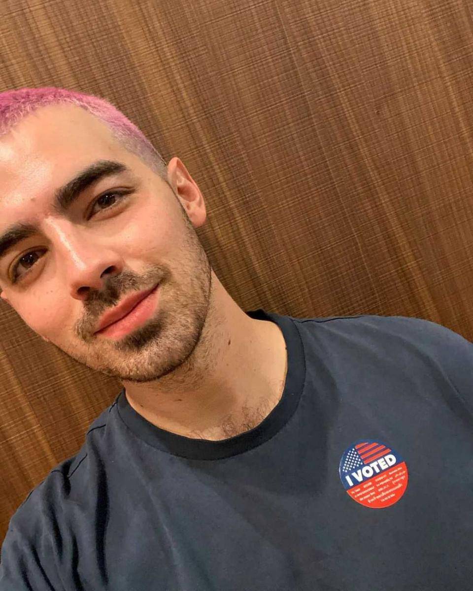 instagram.com/joejonas