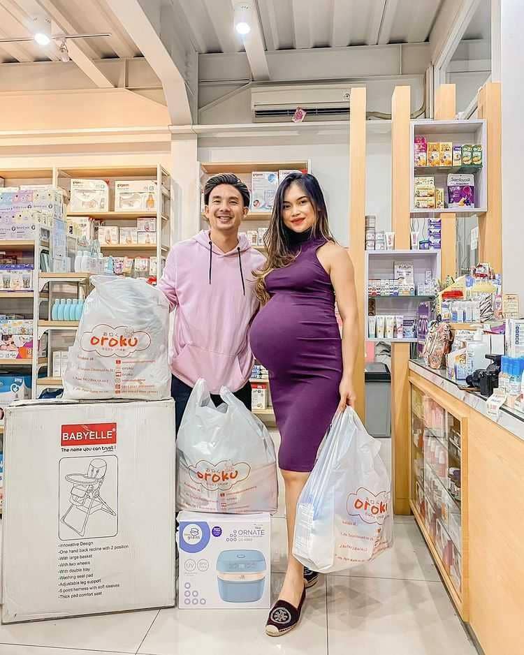 instagram.com/elisaanovia