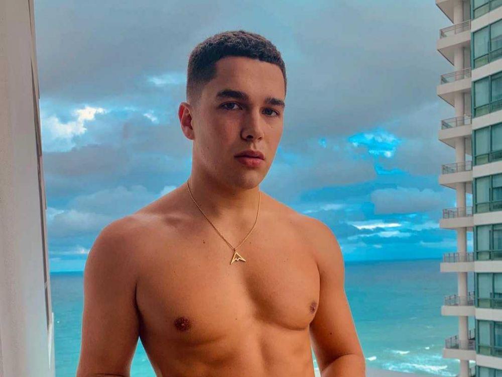 Idola Era 2012-an, 10 Potret Terkini Austin Mahone yang Makin Gagah