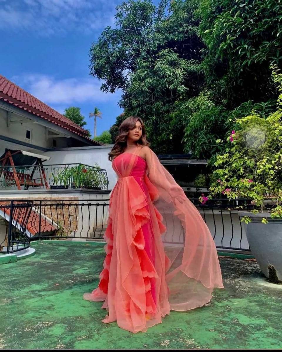 instagram.com/naylayuu