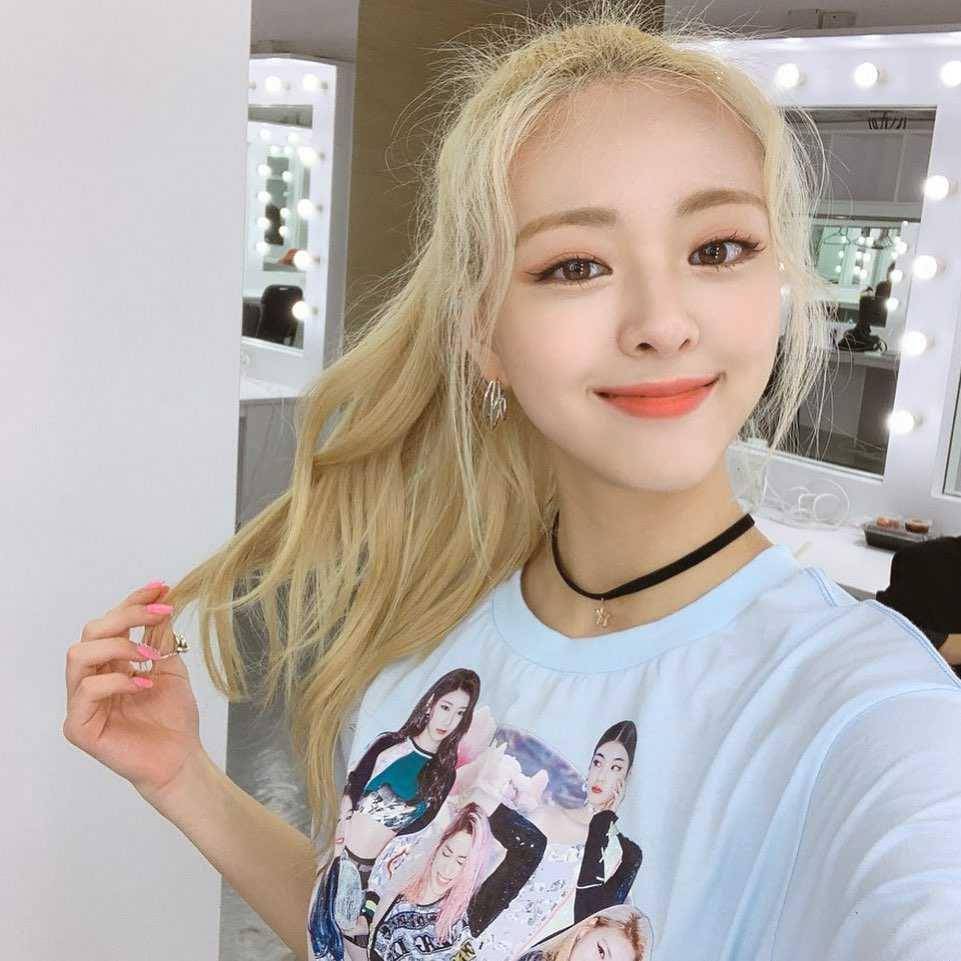 instagram.com/itzy.all.in.us