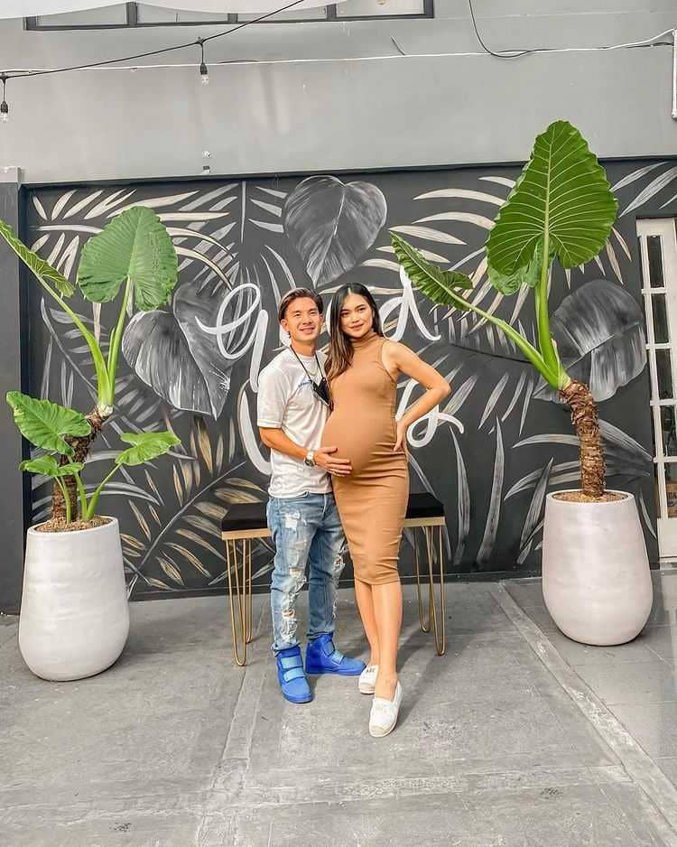 instagram.com/elisaanovia