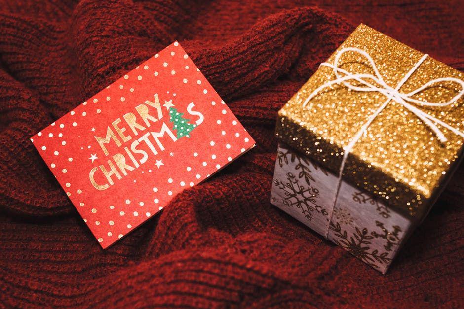 15 Rekomendasi Kado Natal untuk Anak yang Lucu dan Berkesan