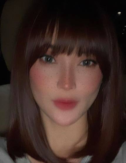 instagram.com/eva_anindita_zachrie