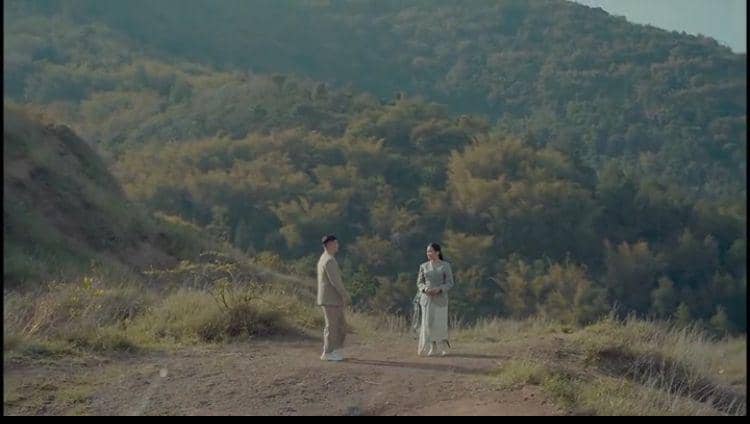 Instagram.con/yurayunita/