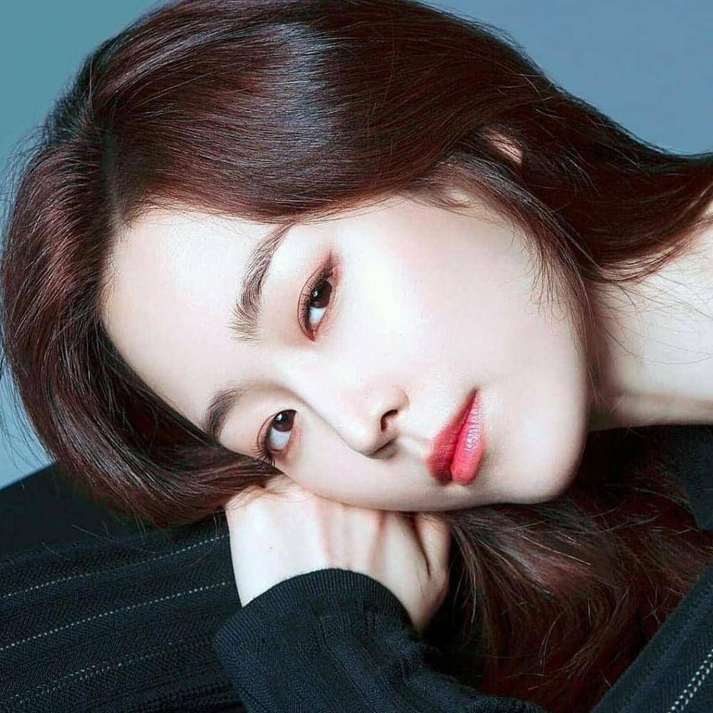 instagram.com/seohyunjin27