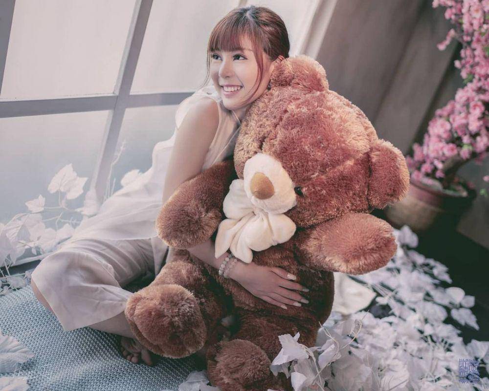 instagram.com/jessysilanawong