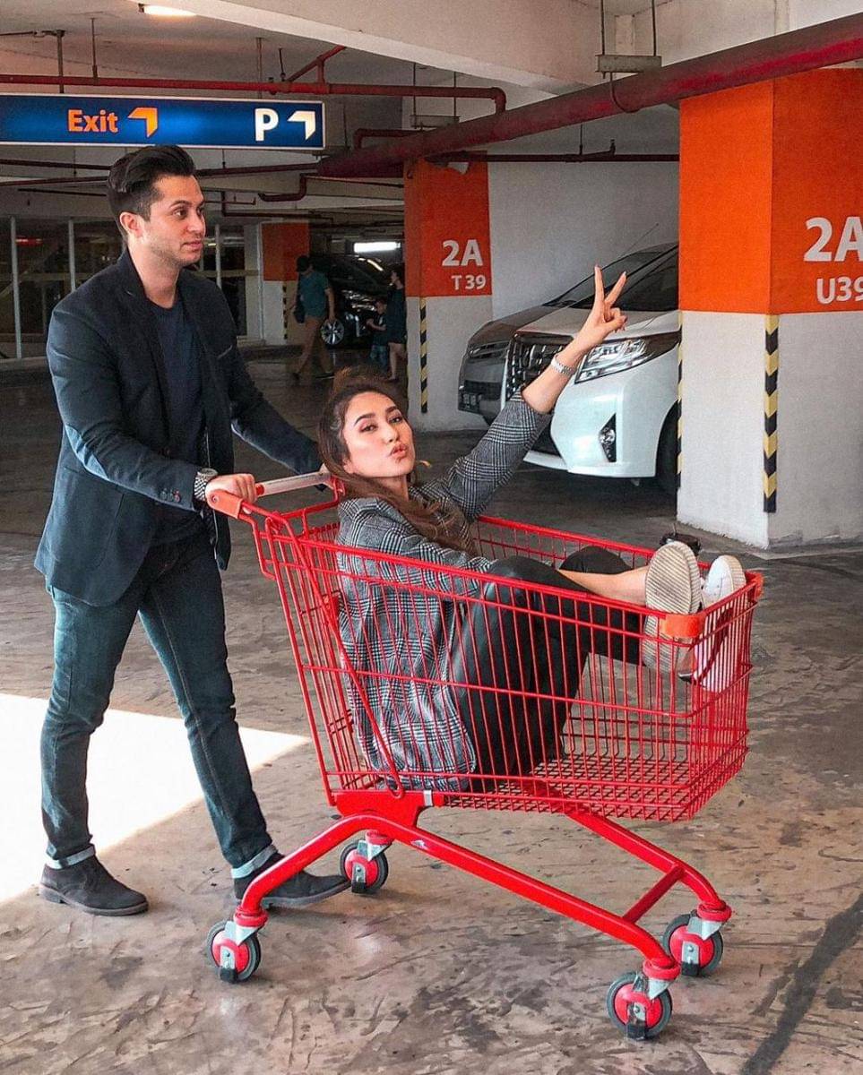 instagram.com/louiseans