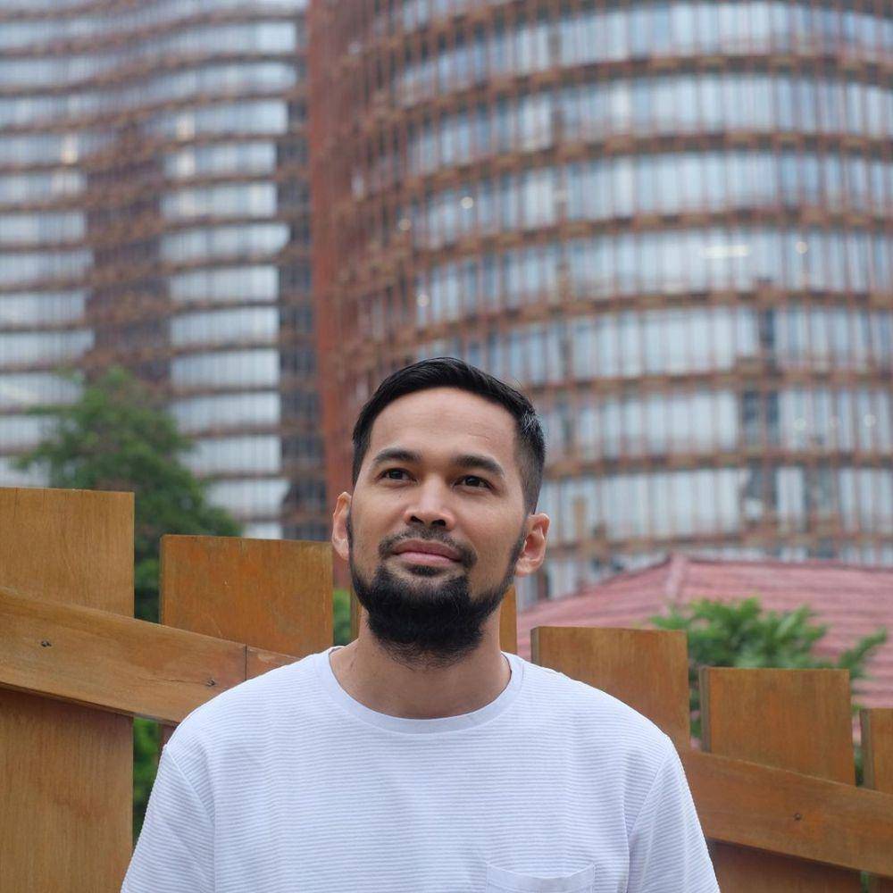 instagram.com/teukuwisnu