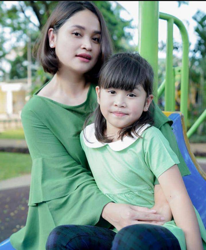 instagram.com/revtiayunatasya