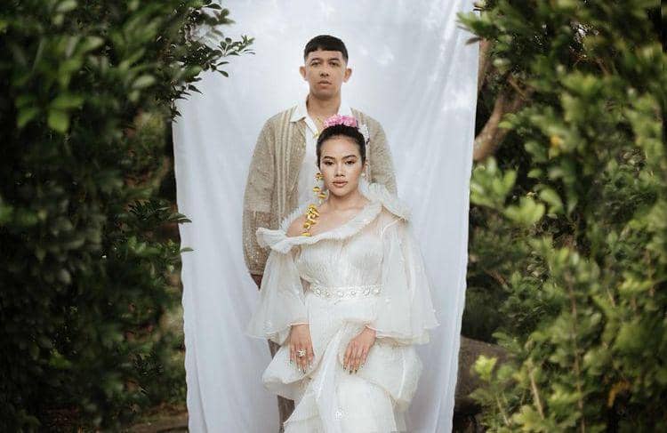 Instagram.con/yurayunita/