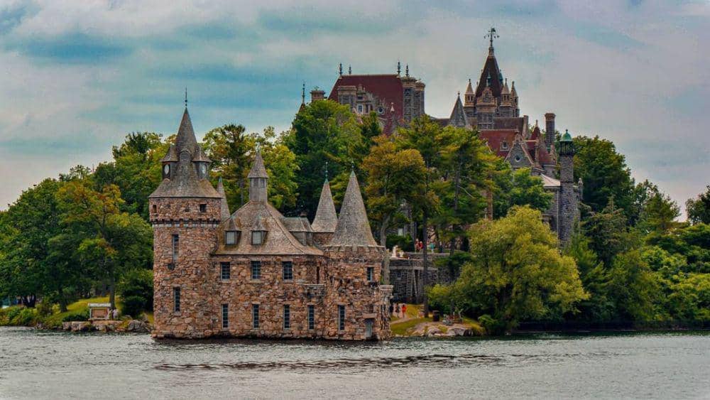 7 Tempat Wisata di Kingston Ini Bisa Jadi Referensi Liburanmu