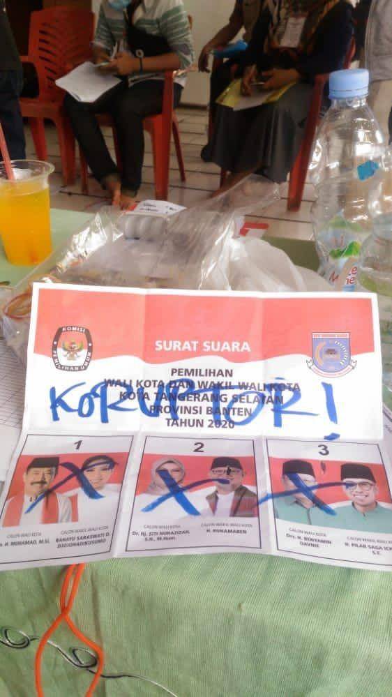 Twitter.com/PolJokesID