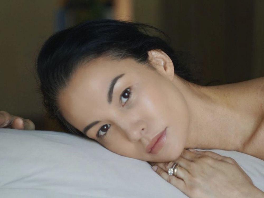 Menginjak Usia 46 Tahun, 10 Potret Nadya Hutagalung yang Makin Fresh