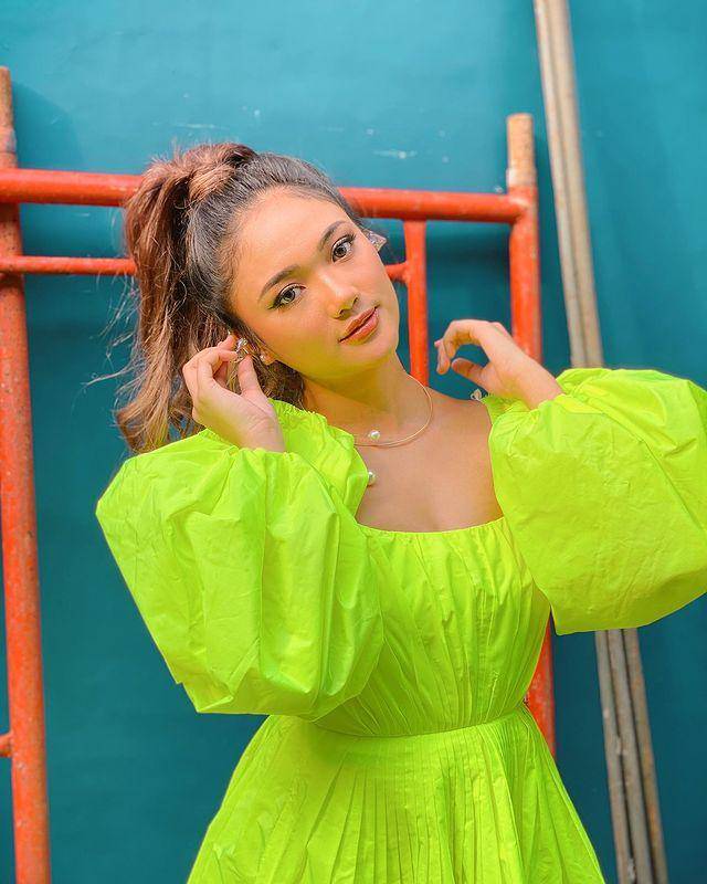 Instagram.com/@lalamarionmj