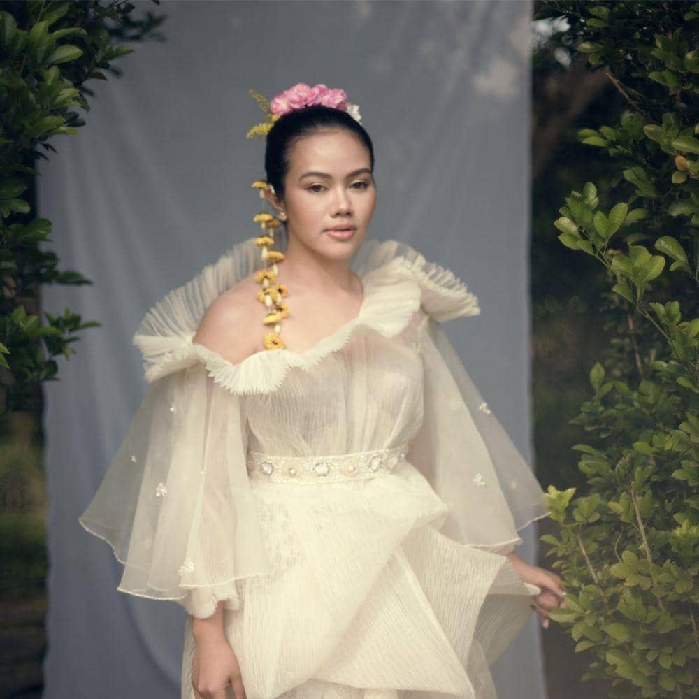 instagram.com/yurayunita