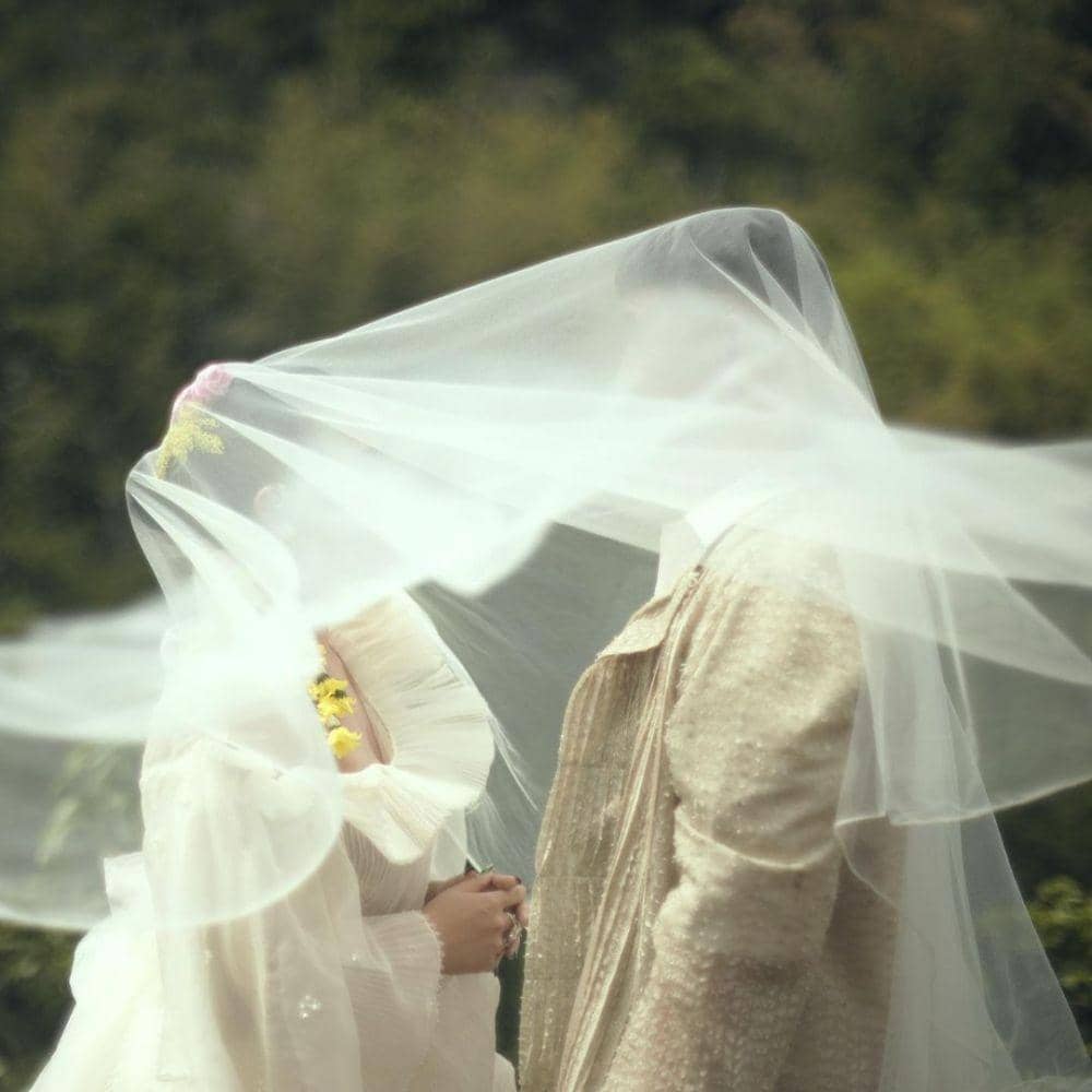 instagram.com/yurayunita