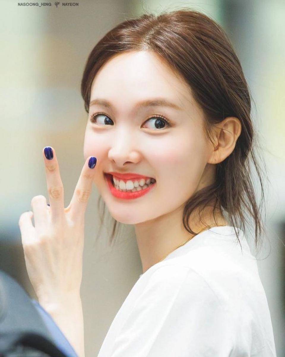 instagram.com/nayeon.site