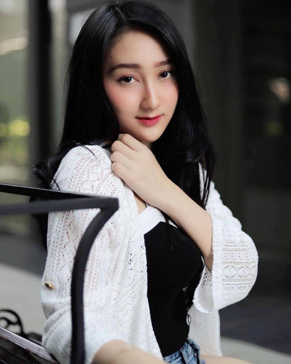 instagram.com/sandrinamazayya