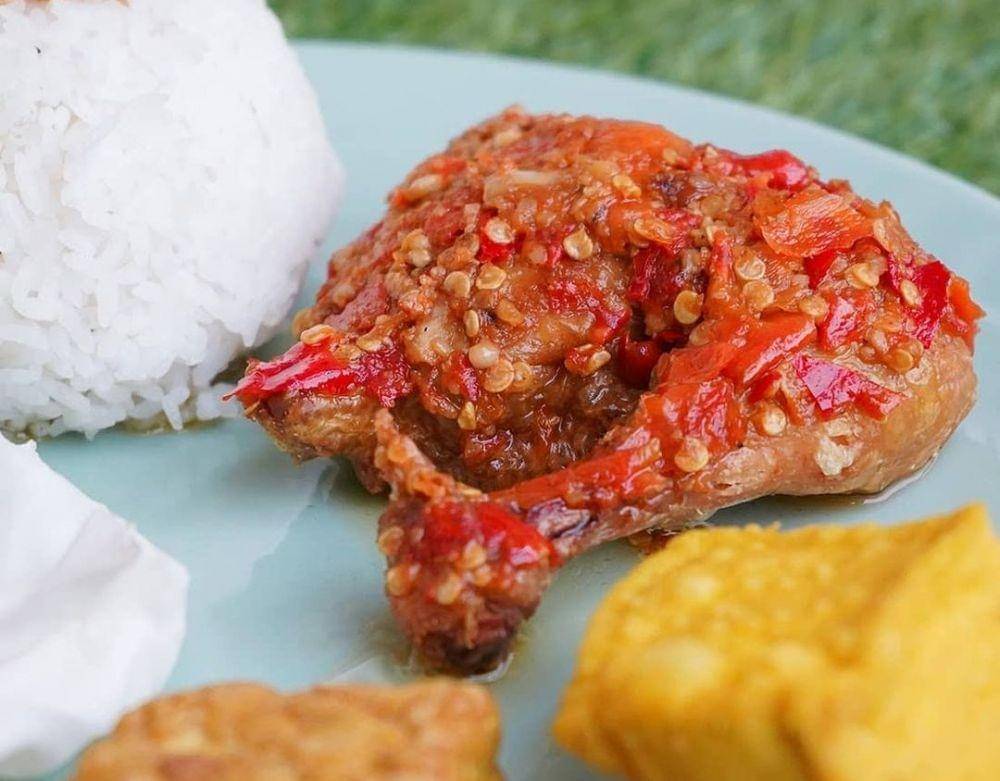 instagram.com/ayamgepuk_pusat