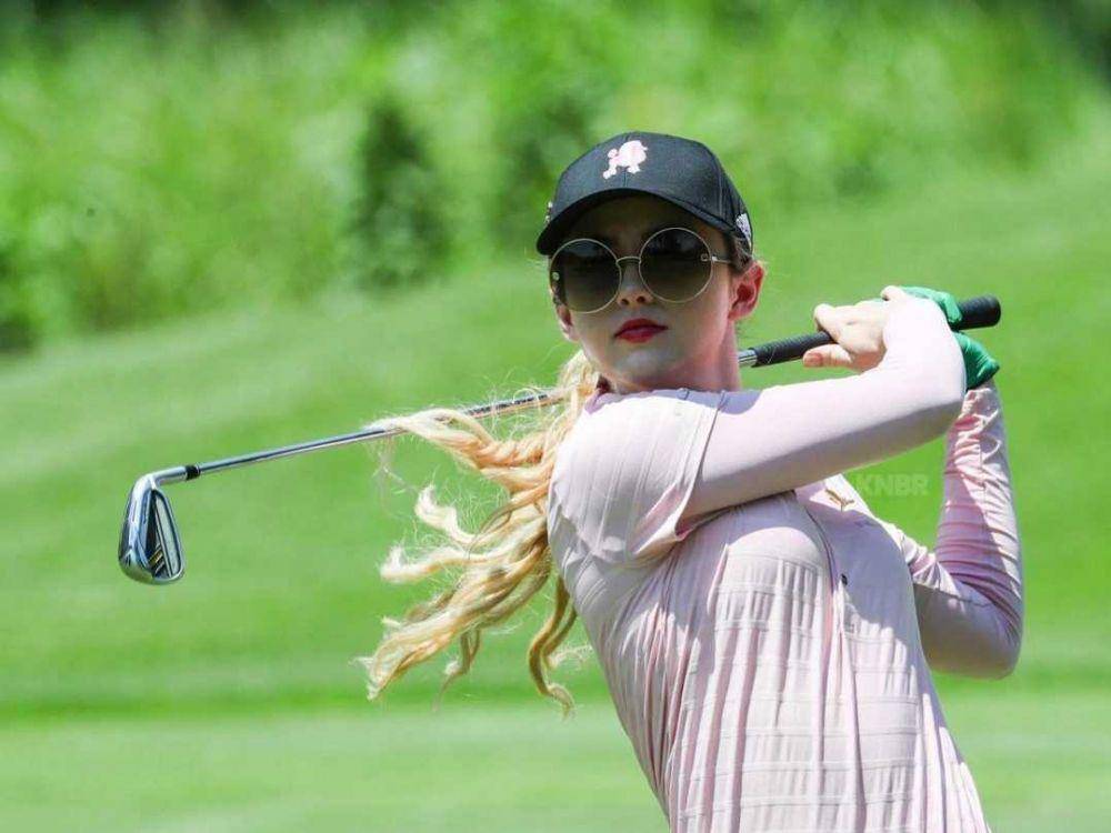 instagram.com/kathrynnewton/