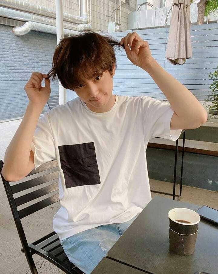 instagram.com/ hyunwoo0118