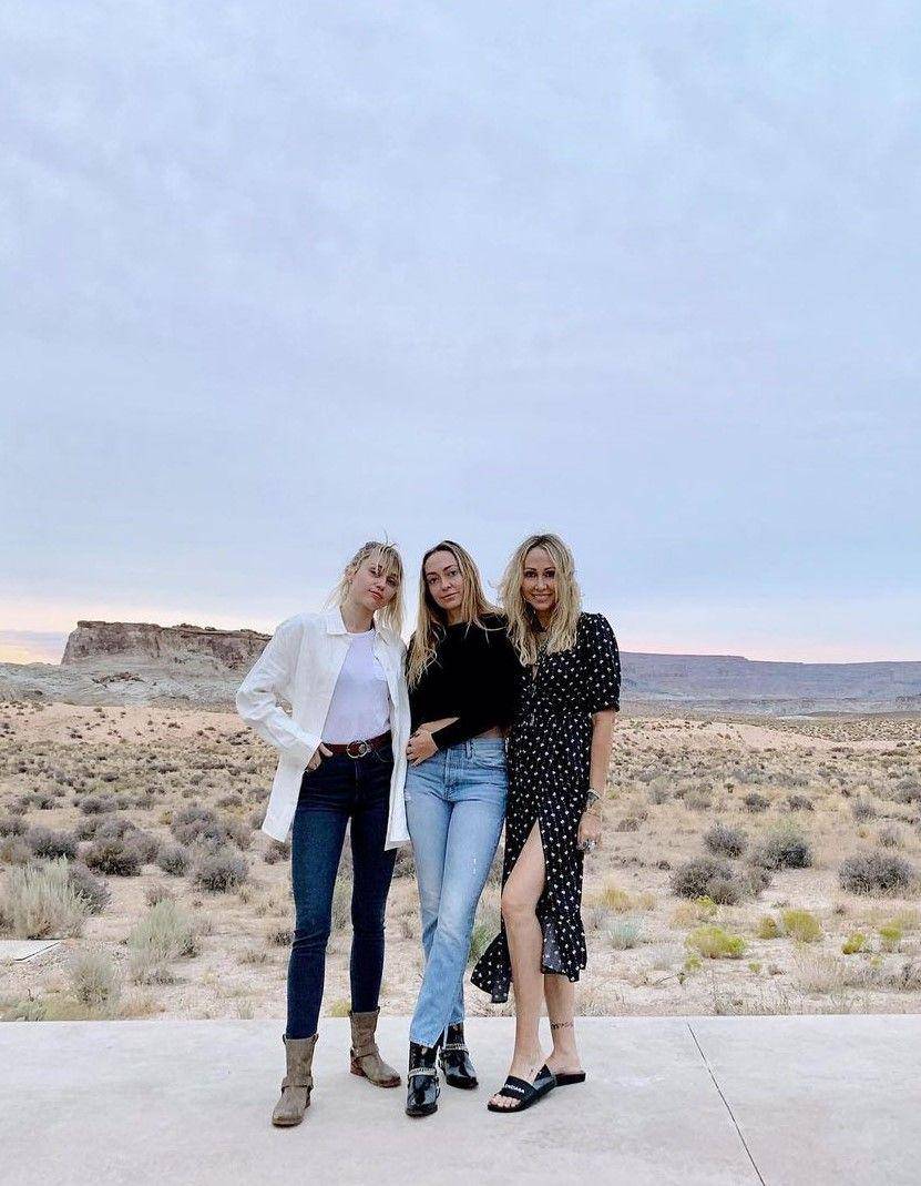 instagram.com/tishcyrus