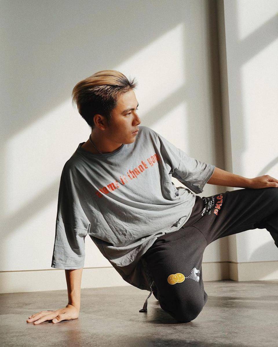 instagram.com/brandon_lilhero