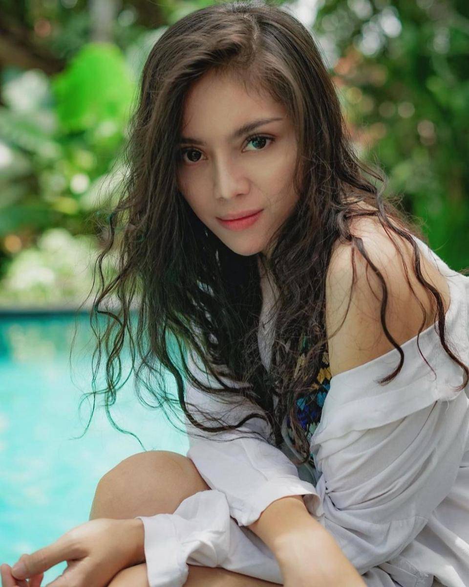 instagram.com/ismimelinda
