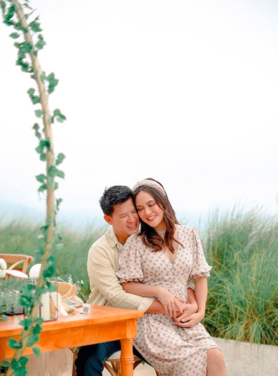 10 Momen Romantis Perayaan Ultah Pernikahan ke-9 Shandy Aulia