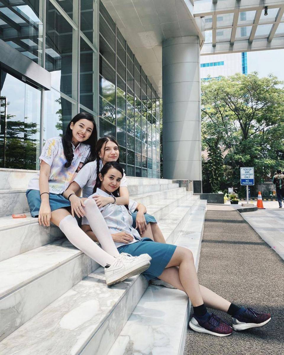 instagram.com/michelleziu