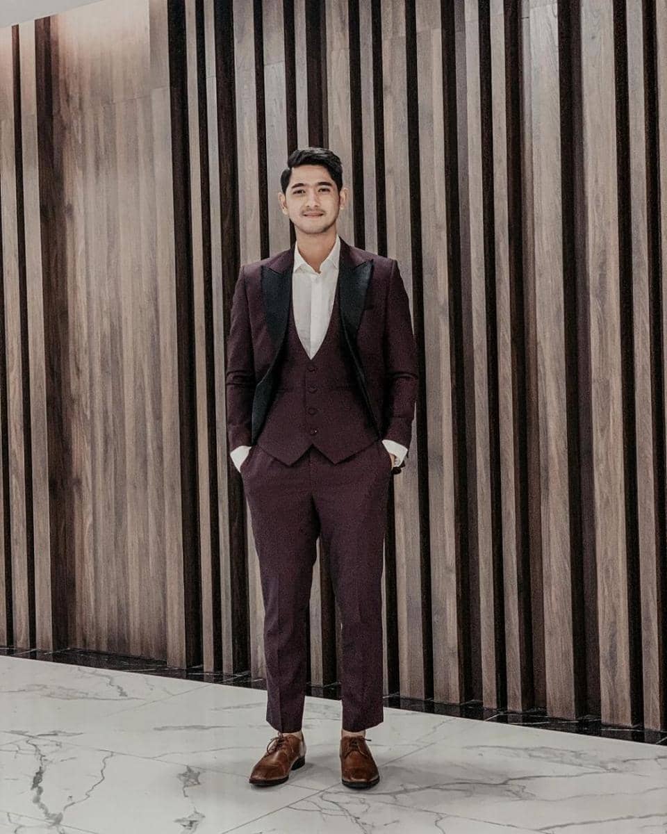 Instagram.com/arya.saloka