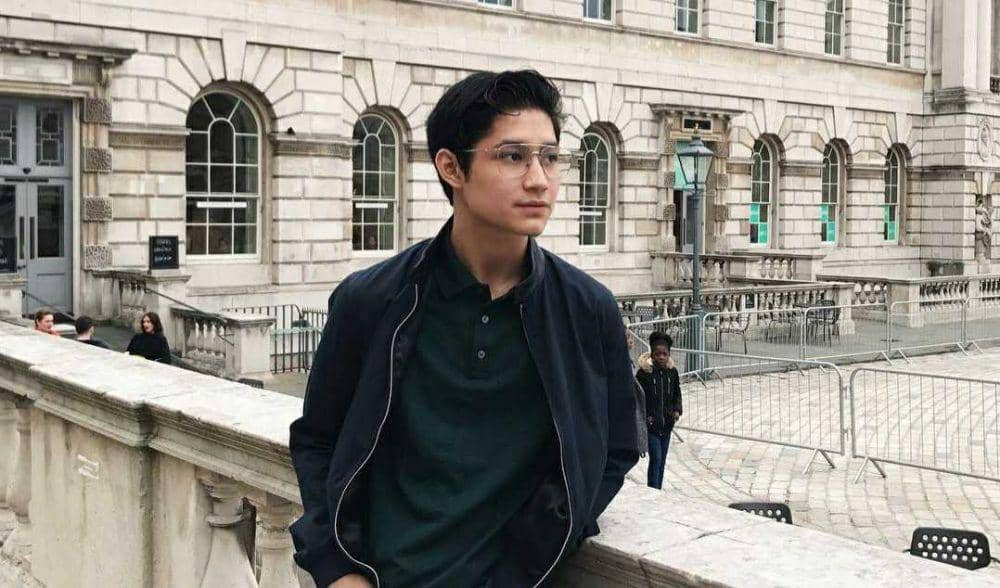 Kian Dewasa, 10 Potret Menawan Teuku Rassya di Usia 21 Tahun
