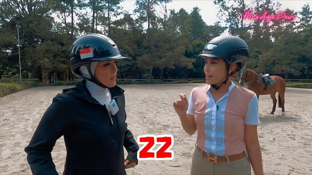 youtube.com/MrsAyuDewi