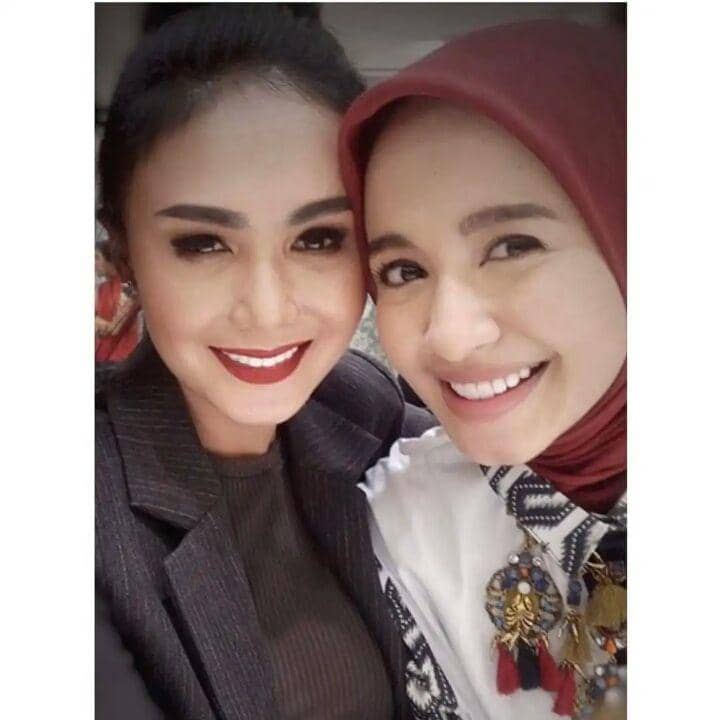 instagram.com/yunishara36