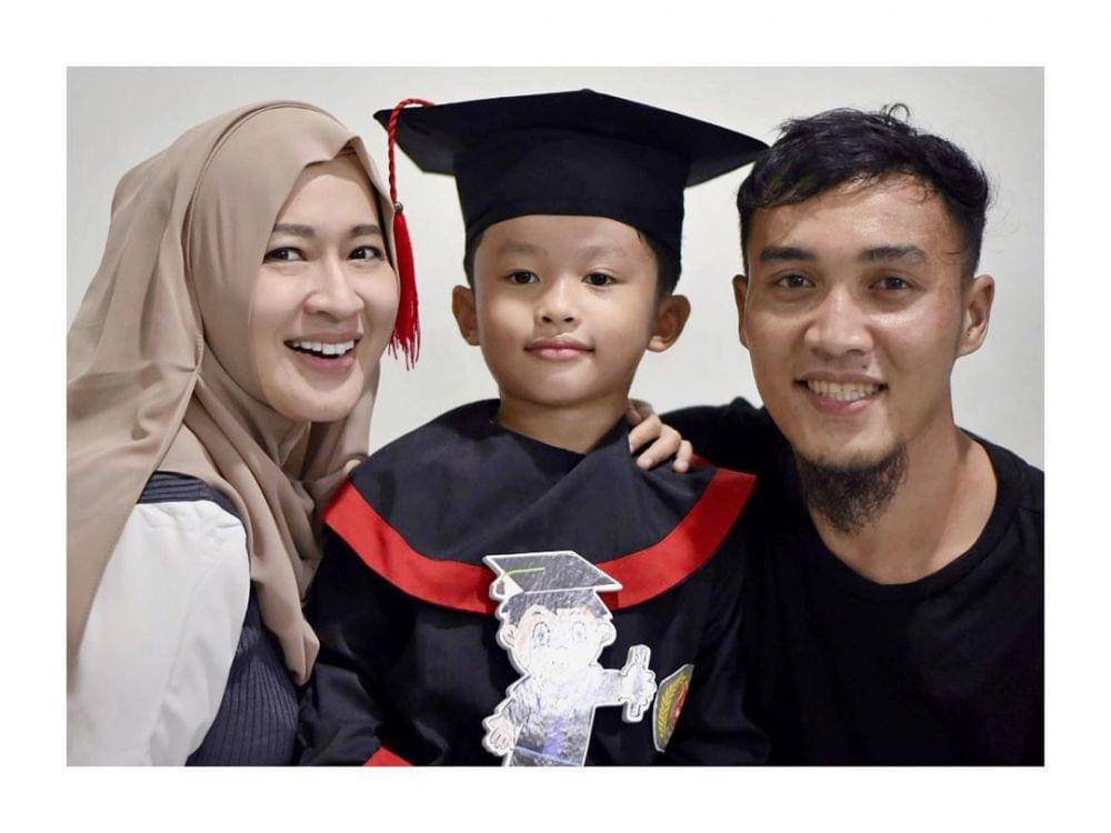 instagram.com/okieagustina_