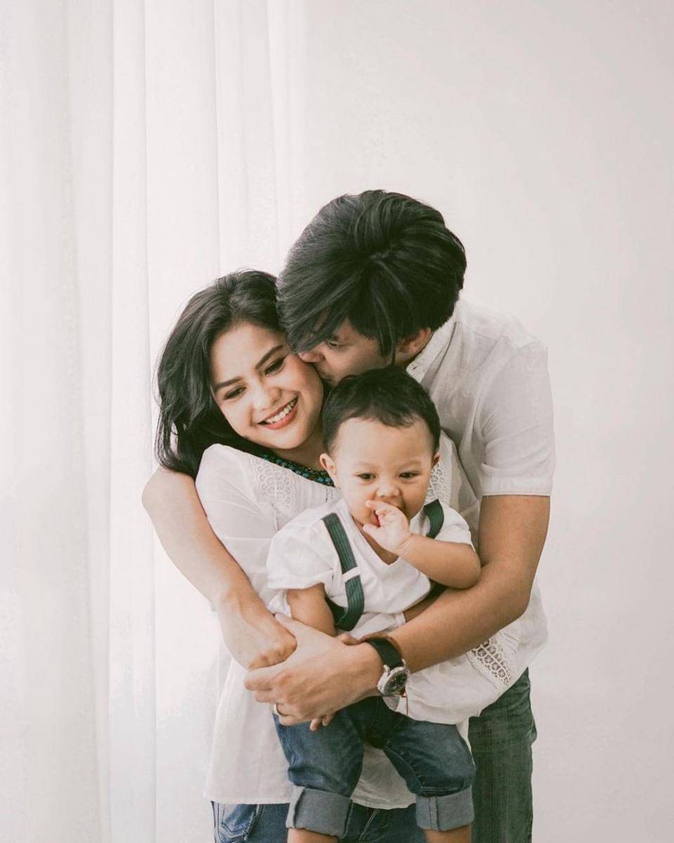 instagram.com/mytha_lestari