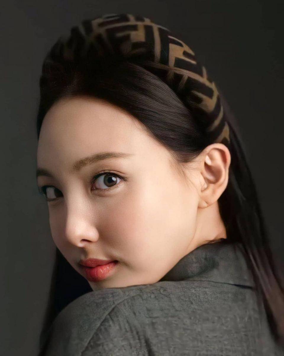 Instagram.com/jypetwicenayeon