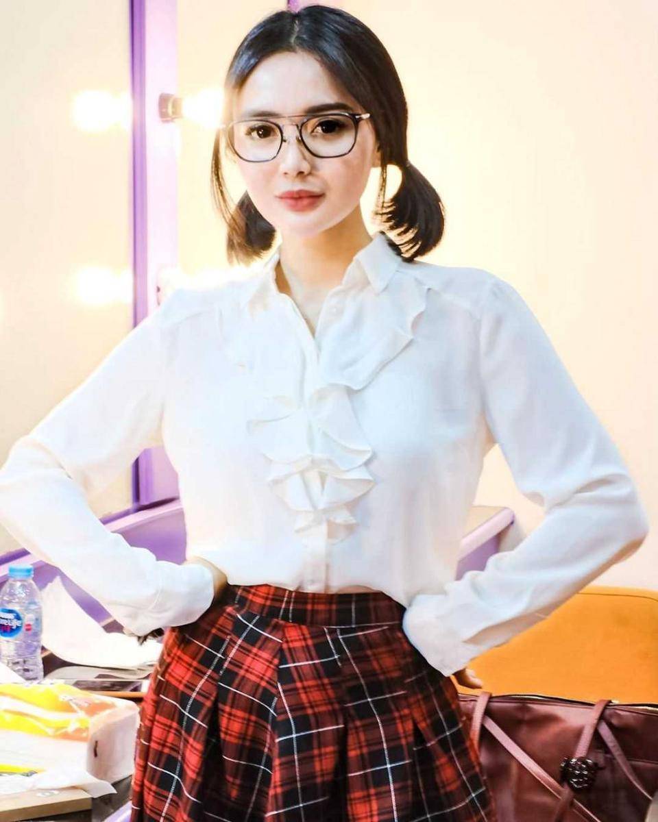 instagram.com/wikasalim