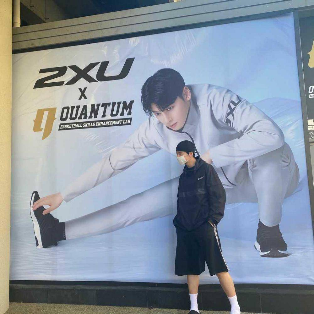 Instagram.com/eunwo.o_c