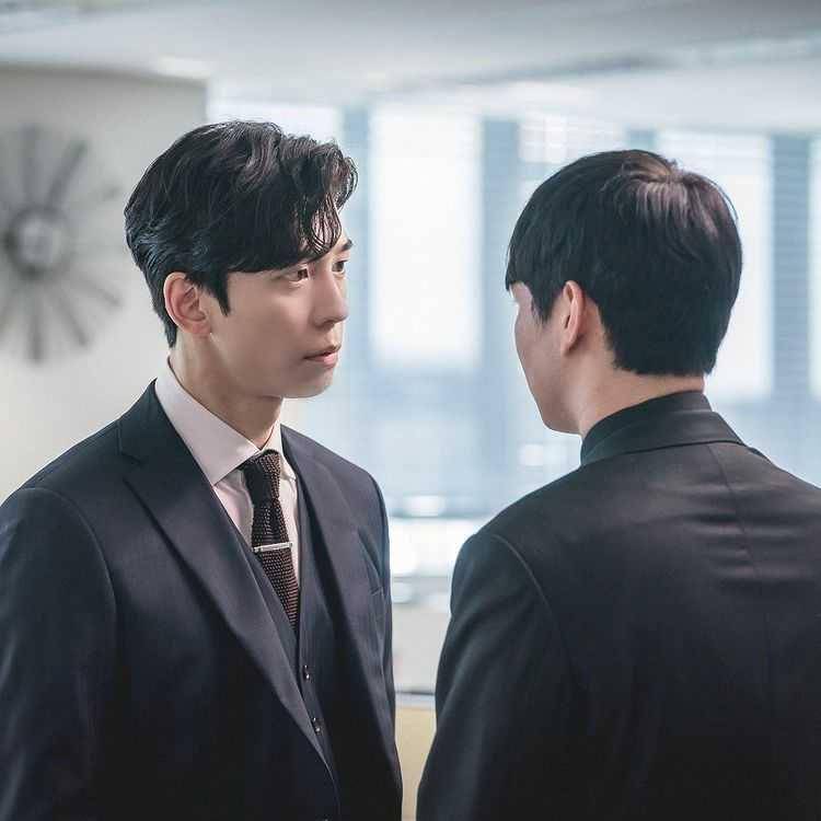 instagram.com/shin_sung_rok