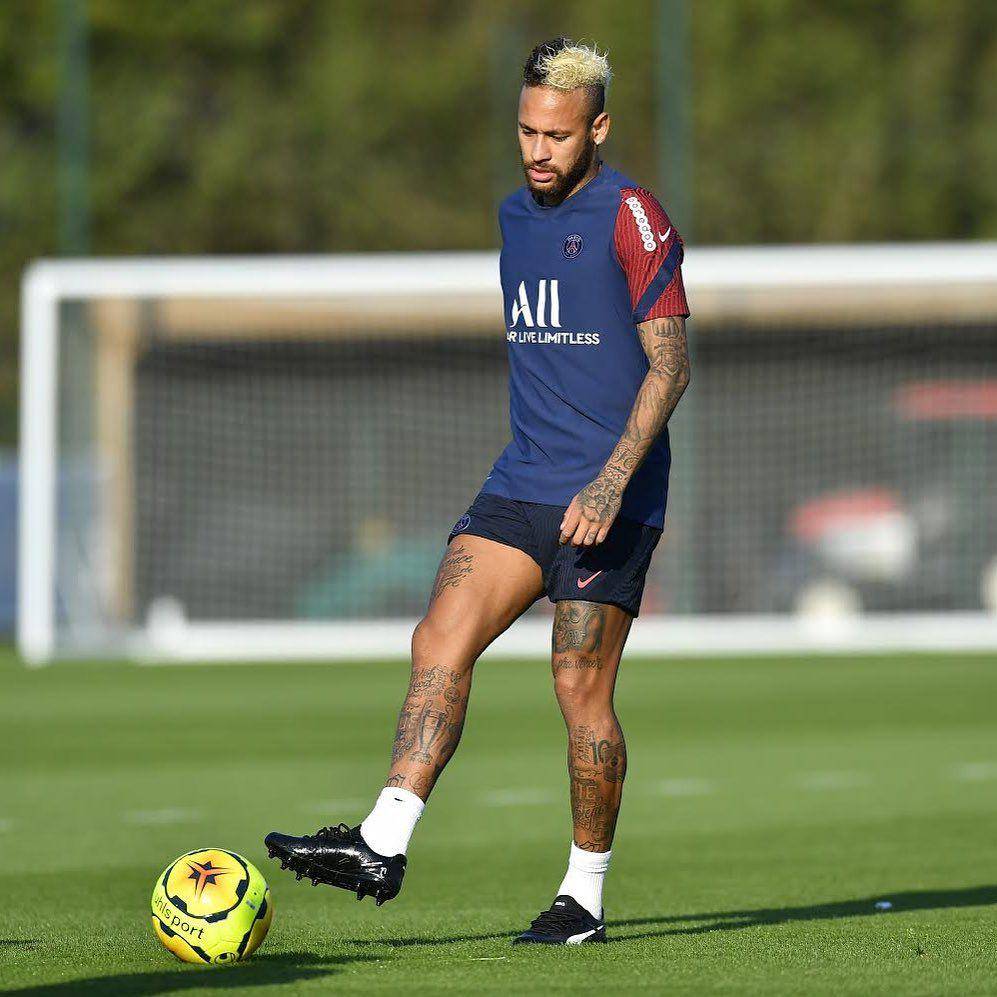 instagram.com/neymarjr