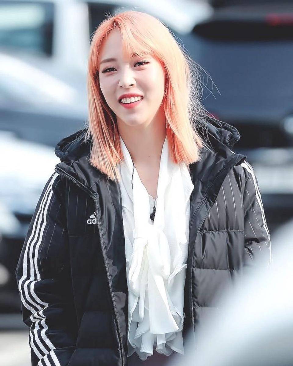 instagram.com/moonbyul.goddess